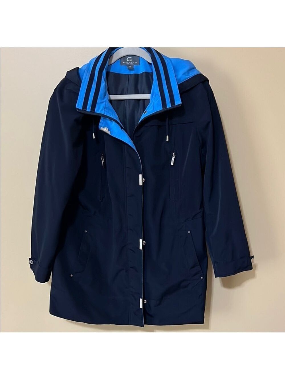 Gallery Blue/Black   Jacket. XL. Very sharp. Excellent condition.